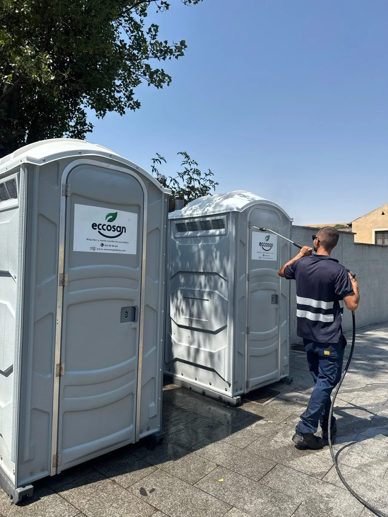 servicio de limpieza y desinfección de baños portatiles en segovia